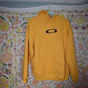Oversized Oakley Hoodie!